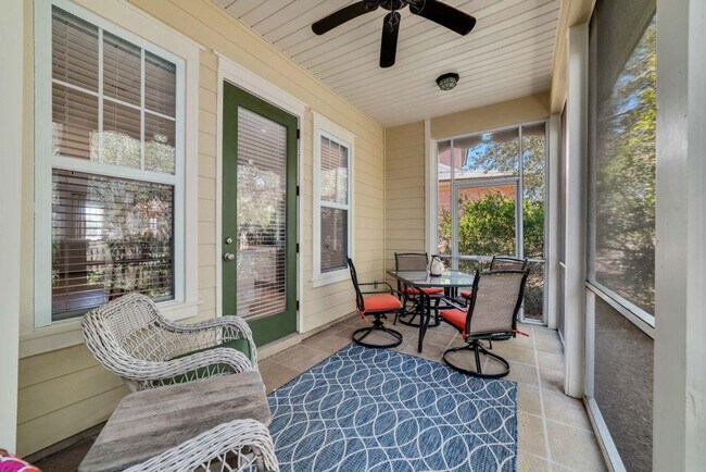 Building Photo - 9343 Marigot Promenade