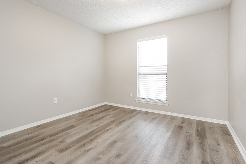 Building Photo - 6628 Brookdale Dr