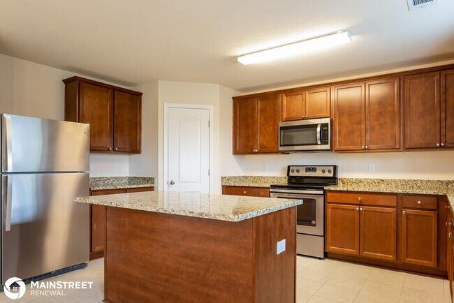 Building Photo - 2517 Queen Bee Drive, Columbia, TN 38401