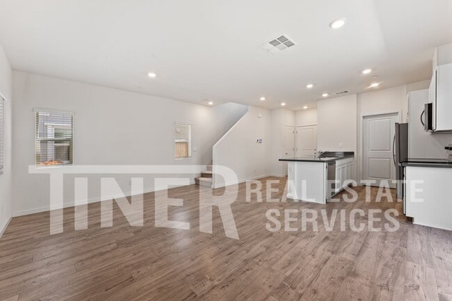 Building Photo - 3117 Pruett Dr