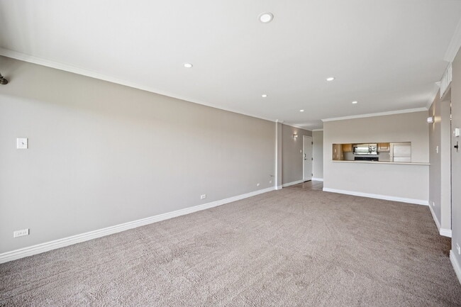 Building Photo - $2,140.95 2-Bed, 2-Bath Condo In Perfect Denver Location!