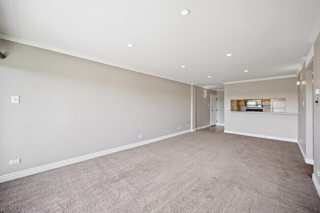Building Photo - $2,240.95 2-Bed, 2-Bath Condo In Perfect Denver Location!
