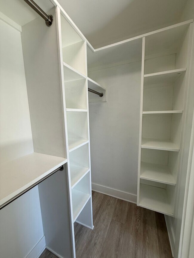 Building Photo - Updated One Bedroom in Cherboneau North | Quiet, Private Setting