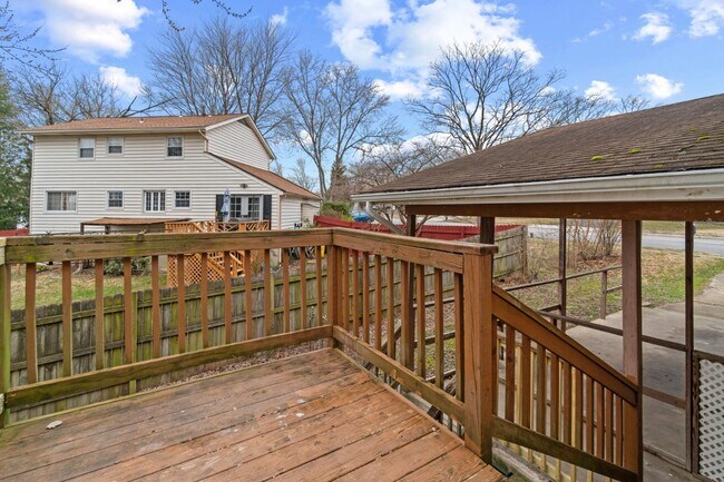 Building Photo - 771 Stevenson Rd