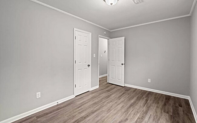 Building Photo - 426 Longleaf Dr