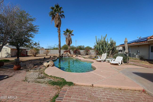 Building Photo - 8531 W Pinnacle Peak Rd