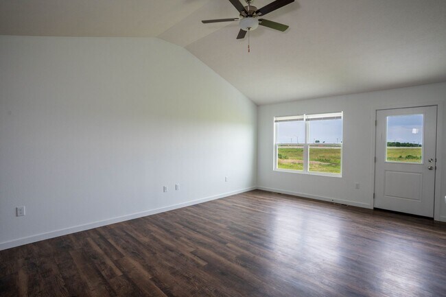 Building Photo - BRAND NEW 3 BEDROOM HOME WITH 3 CAR GARAGE...