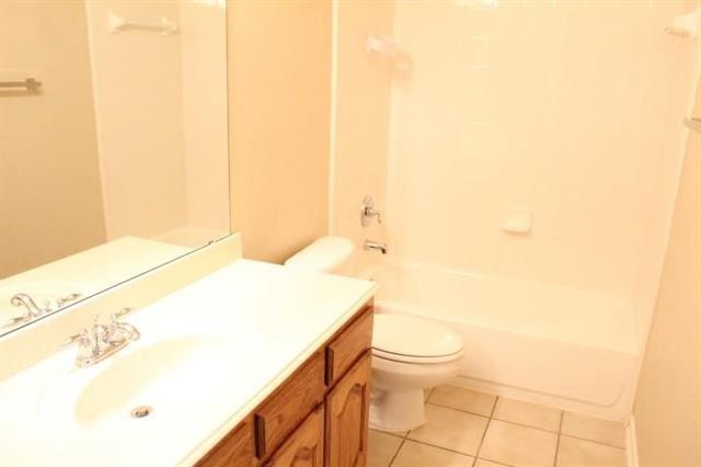 Building Photo - 15467 Appaloosa Dr