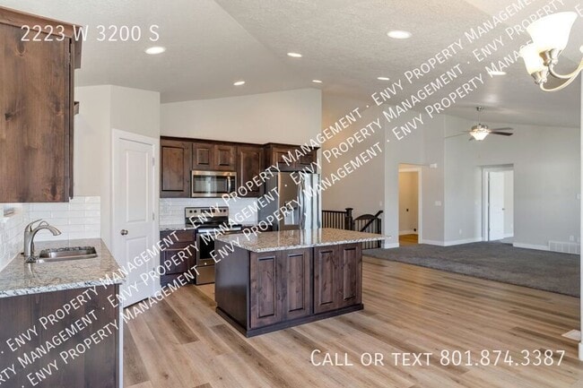 Building Photo - 2223 W 3200 S