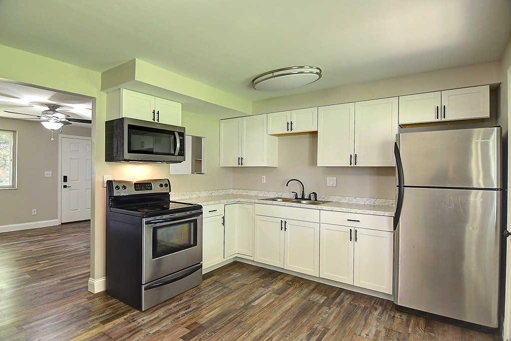 Building Photo - 7371 Cedar Knolls Dr