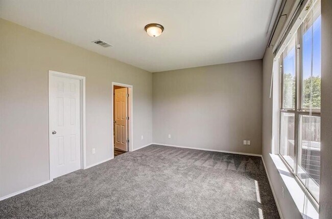 Building Photo - 809 Oatmeal Drive