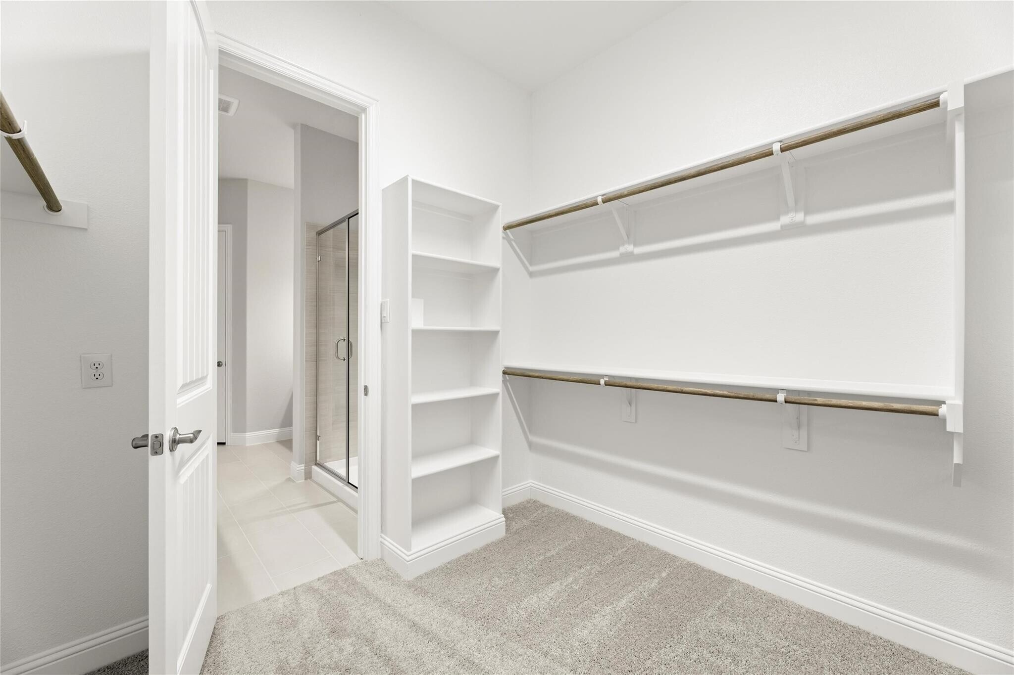 Building Photo - 1517 Pirene Aly