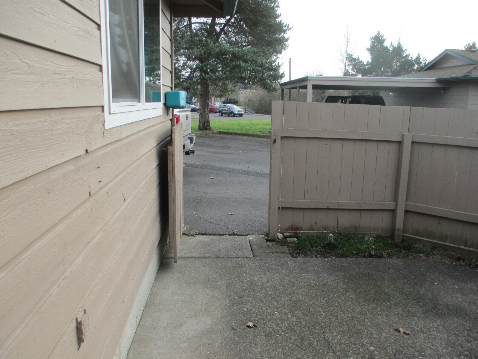 Building Photo - 3322 NE Lancaster St