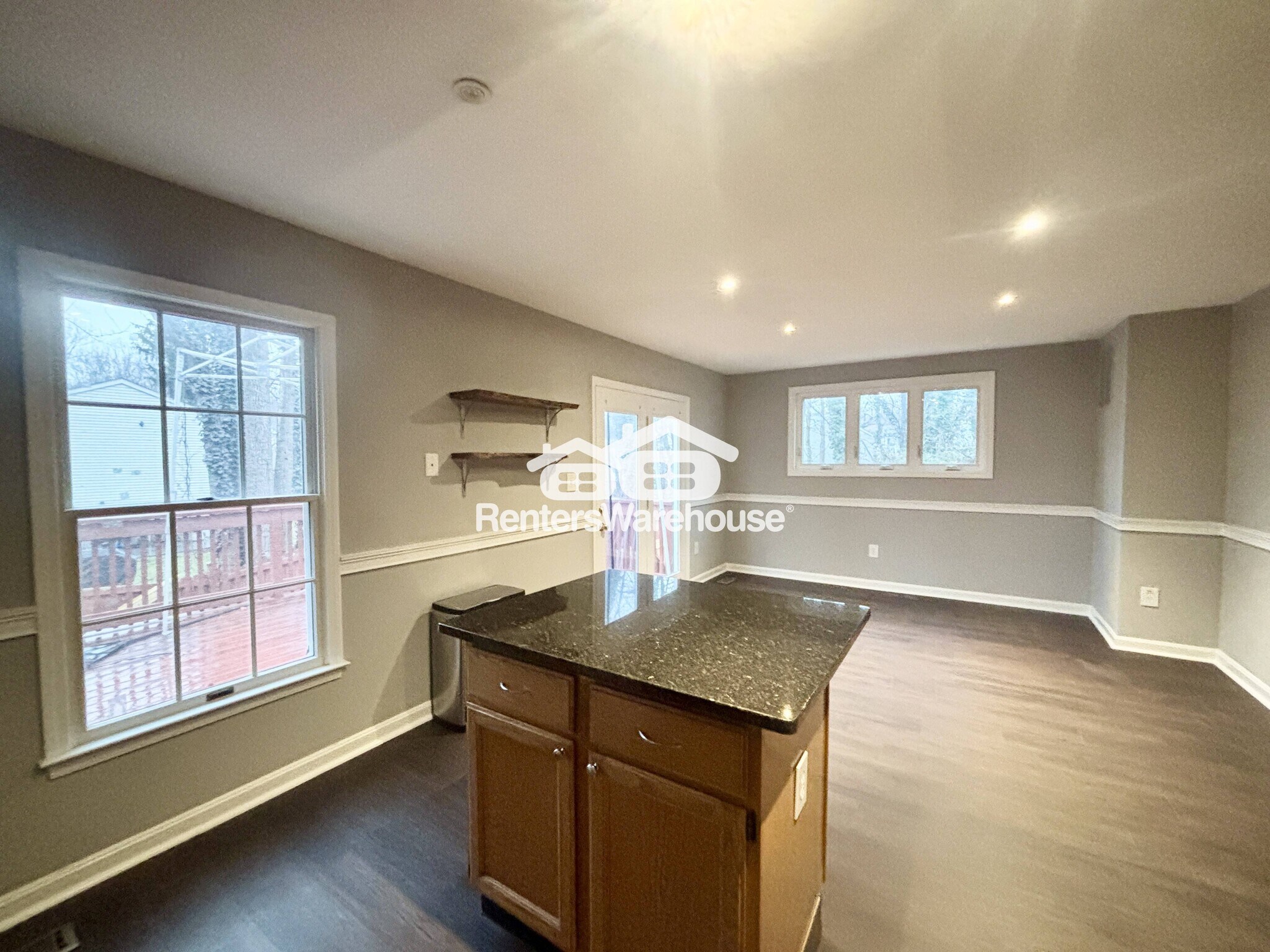 Building Photo - 6466 Woodland Forest Dr