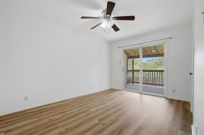 Building Photo - 11611 Rustic Rock Dr