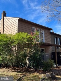 Building Photo - 70 Winged Foot Dr