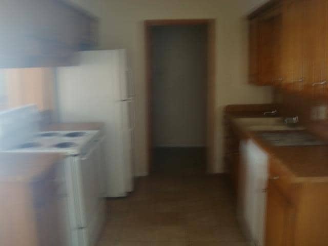 Building Photo - 615 NW Renfro St