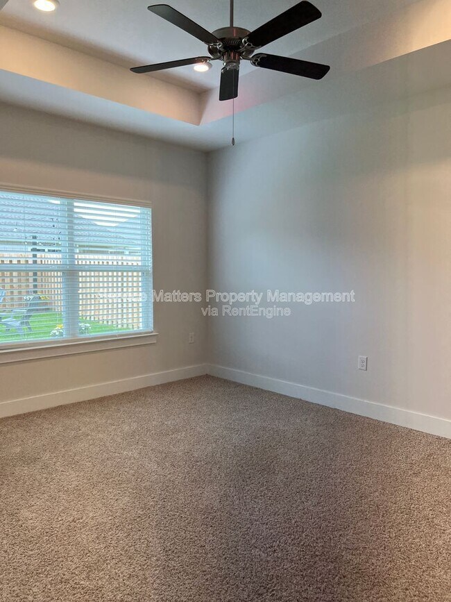 Building Photo - 4062 Blaney Ln