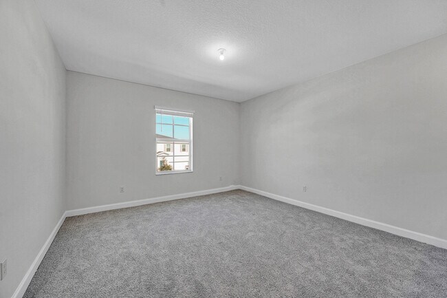 Building Photo - 3443 Cedar Grv Dr