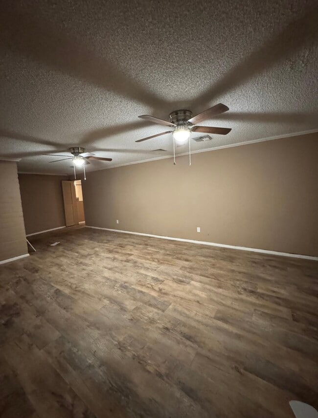 Building Photo - 6965 E Calle Denebola