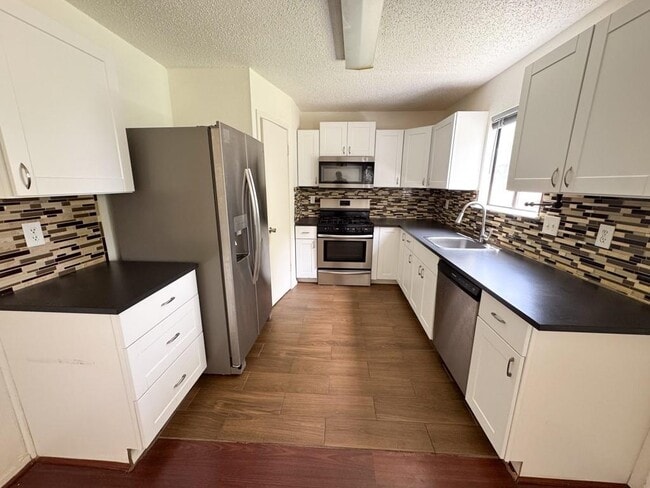 Building Photo - 11701 Hidden Quail Dr