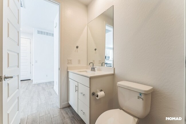 Building Photo - Charming 1BR Condo in San Tan Valley (Util...