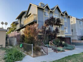 Building Photo - 11745 Courtleigh Dr