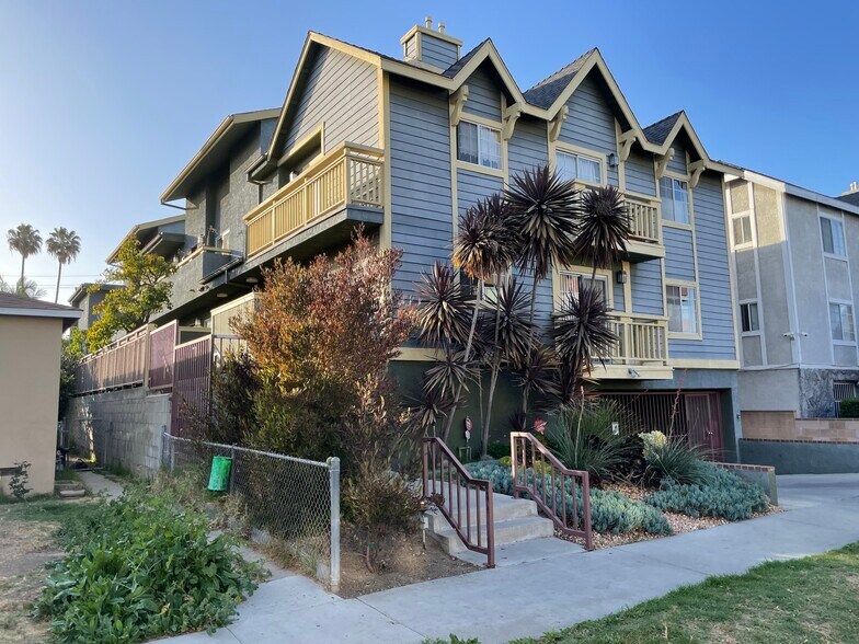 Primary Photo - 11745 Courtleigh Dr