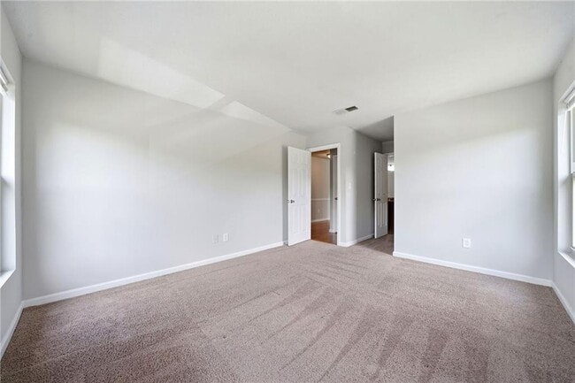Building Photo - 117 Brittany Ct