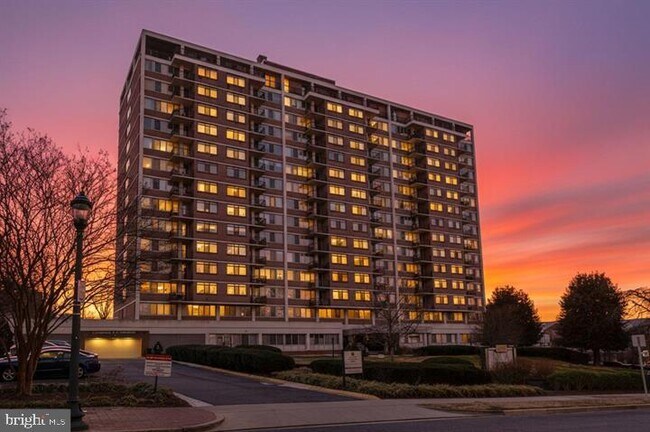 Building Photo - 1220 Blair Mill Rd