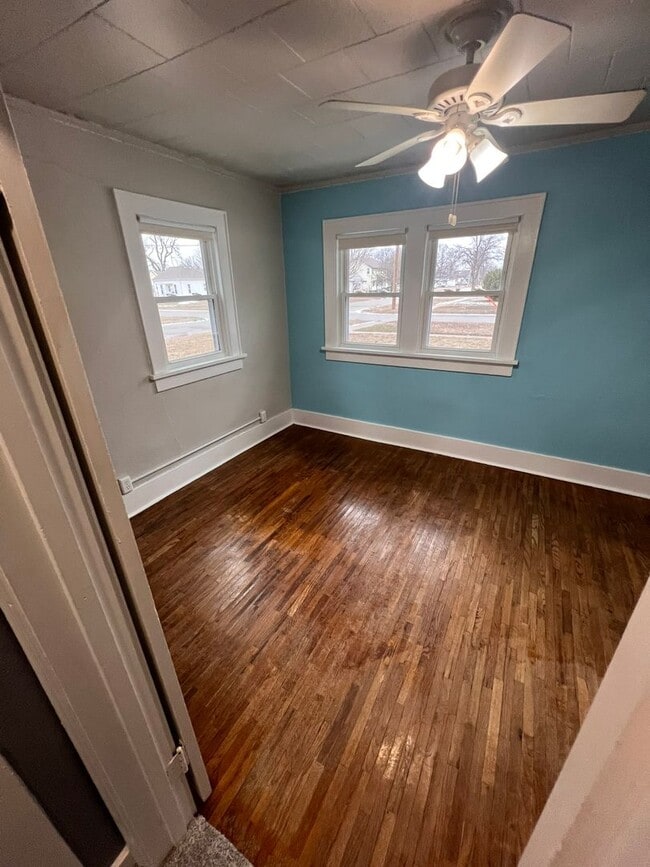 Building Photo - 2 bedroom home in Boone, fenced in yard, great for families!