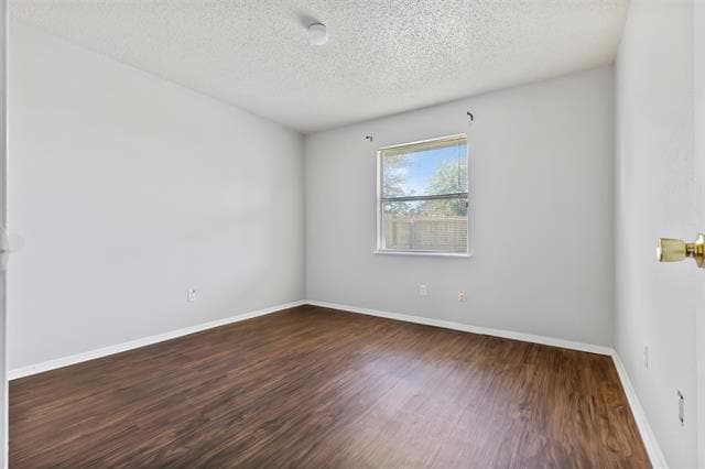 Building Photo - 2410 Lido Ln