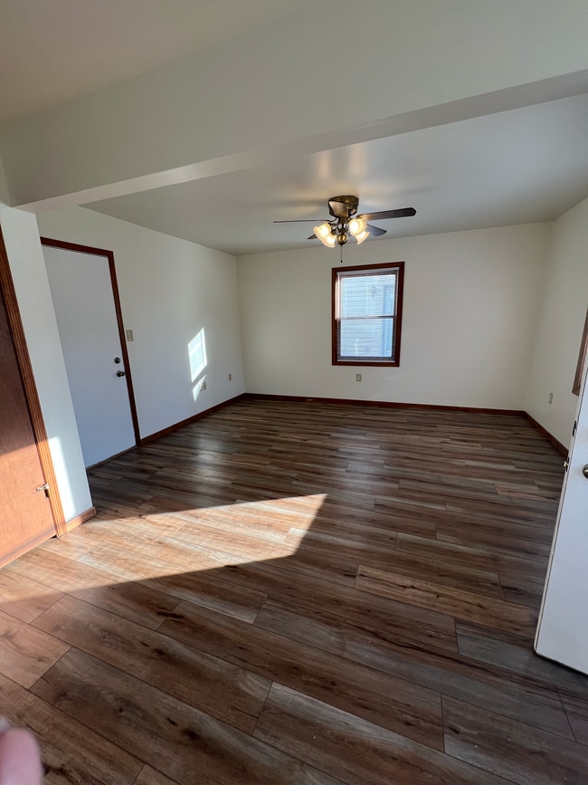 Building Photo - 162 S 19th St