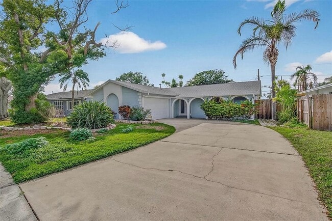 Building Photo - 5630 Venetian Blvd NE