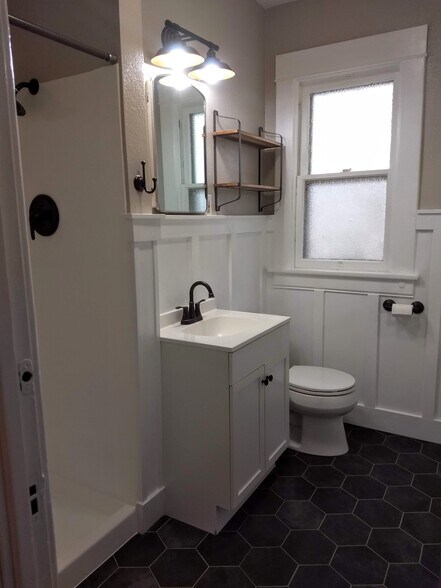 Bathroom - 2014 10th Ave