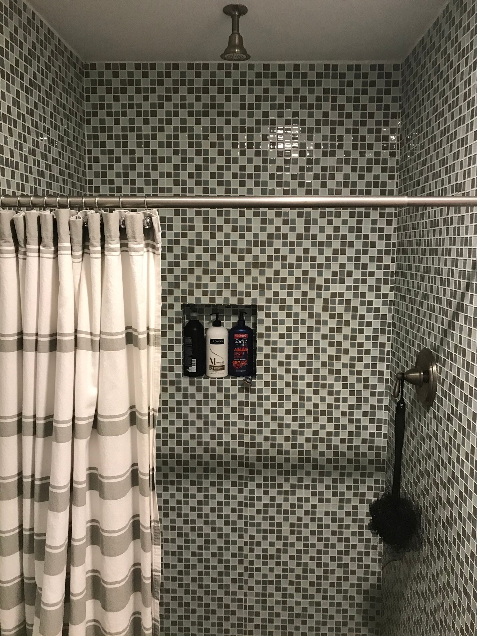 Master Bathroom - 902 Pritchard Pl