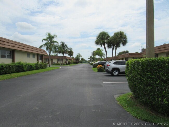 Building Photo - 5780 Fernley Dr