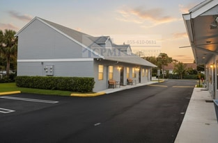 Building Photo - Stacy Townhomes - 5280 Stacy St West Palm Beach, FL 33417