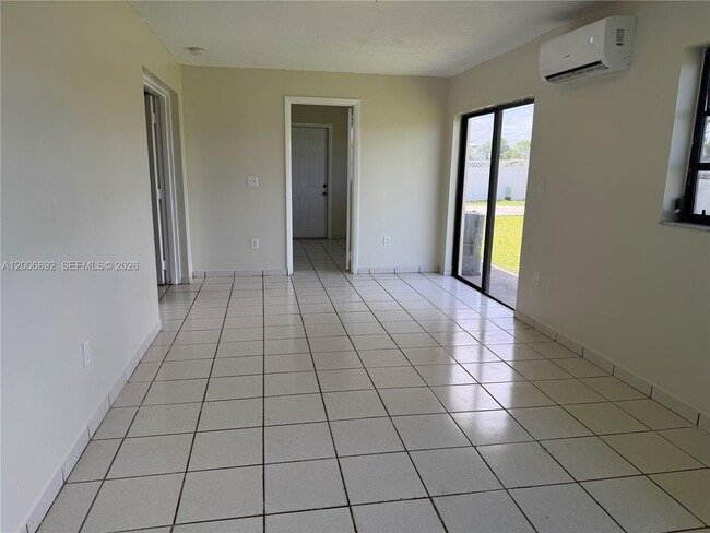 Building Photo - 10375 SW 152nd Terrace