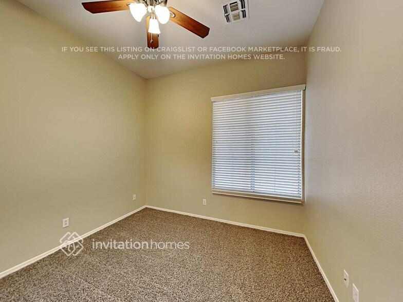 Building Photo - 13601 W Ironwood St