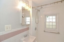 Building Photo - 96-98-98 Chubbuck St