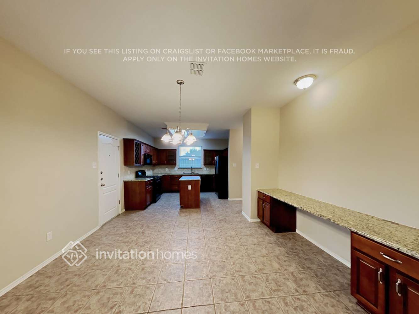 Building Photo - 200 Laramie Ln