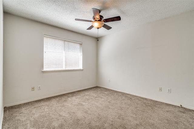 Building Photo - 3729 Sycamore Ln