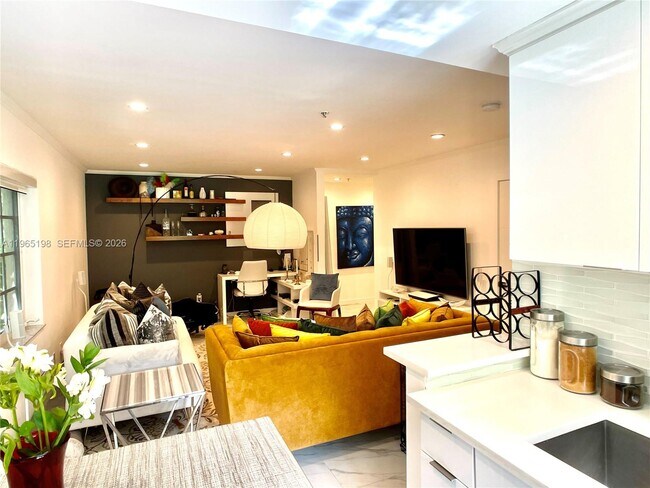 Building Photo - 600 Euclid Ave