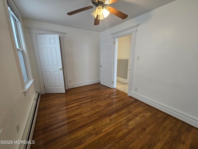 Building Photo - 162 Kearny Ave