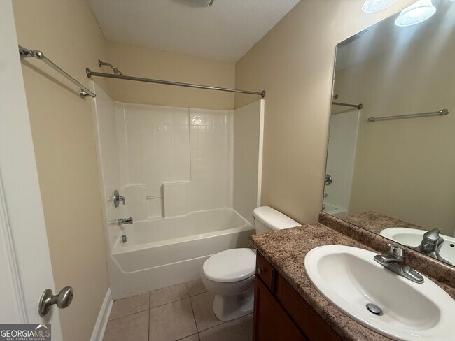 Building Photo - 161 Barfield Way
