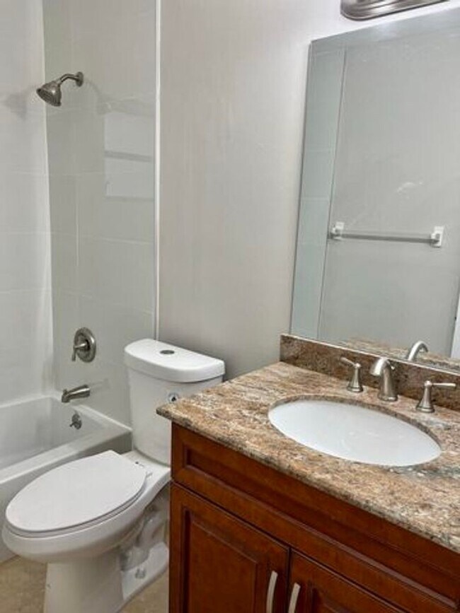 Building Photo - 3421 NW 25th Terrace