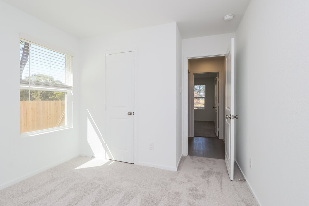 Building Photo - 16002 Tallis Dr