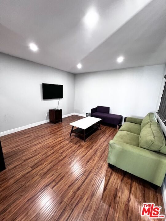 Building Photo - 1336 W 37th Dr