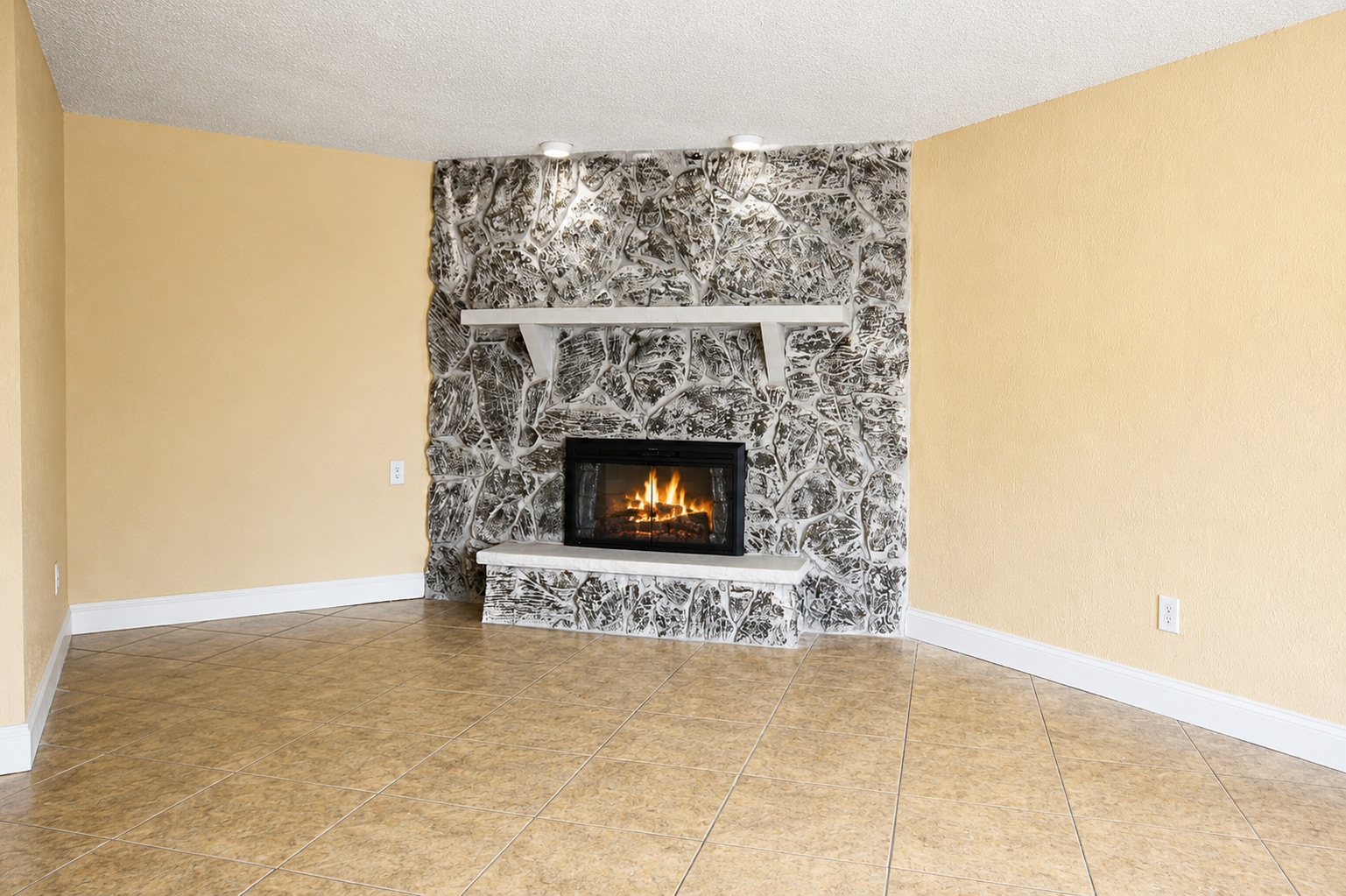 Building Photo - 370 Villabrook Dr